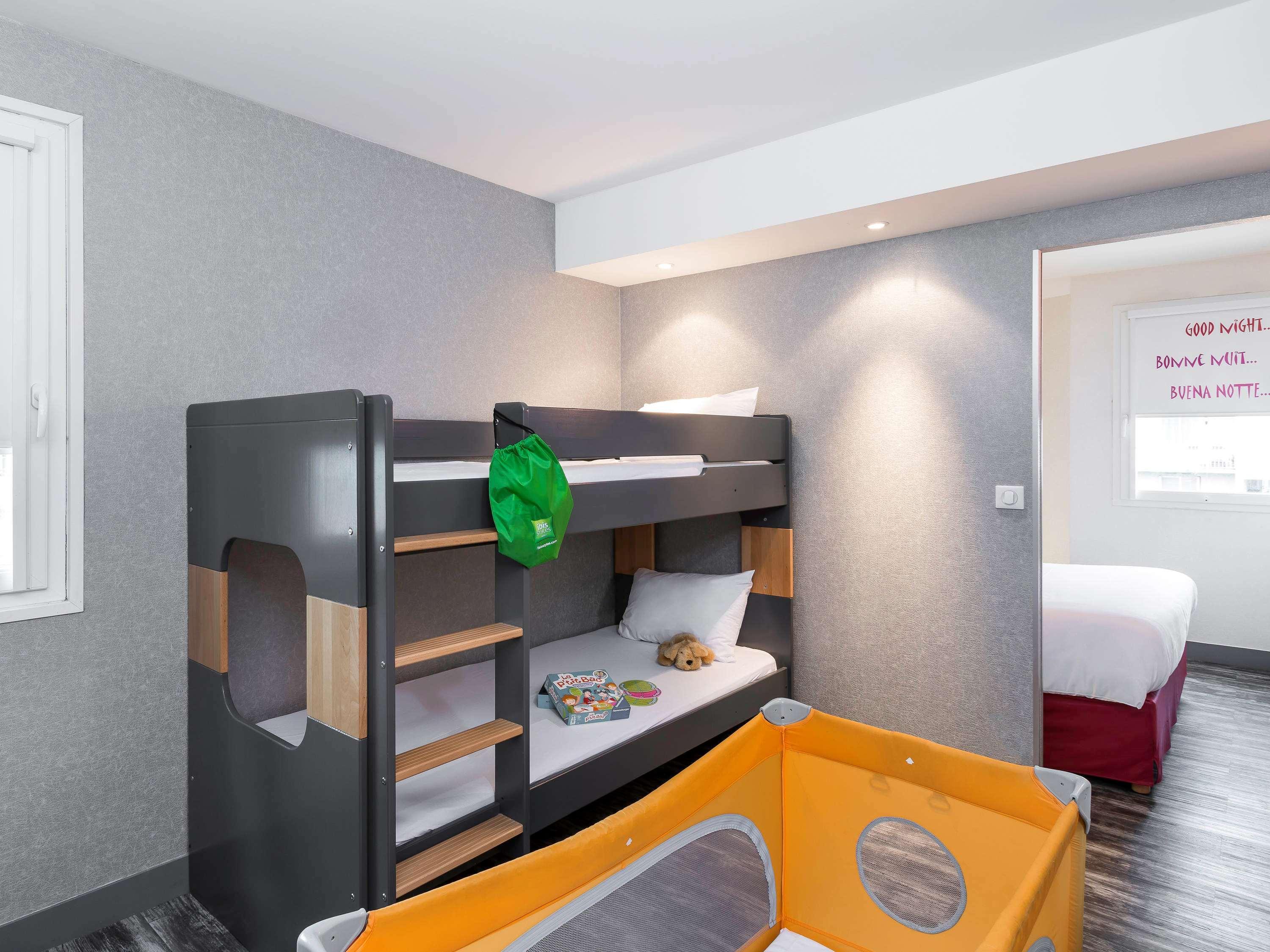 Готель Ibis Styles Blois Centre Gare Екстер'єр фото