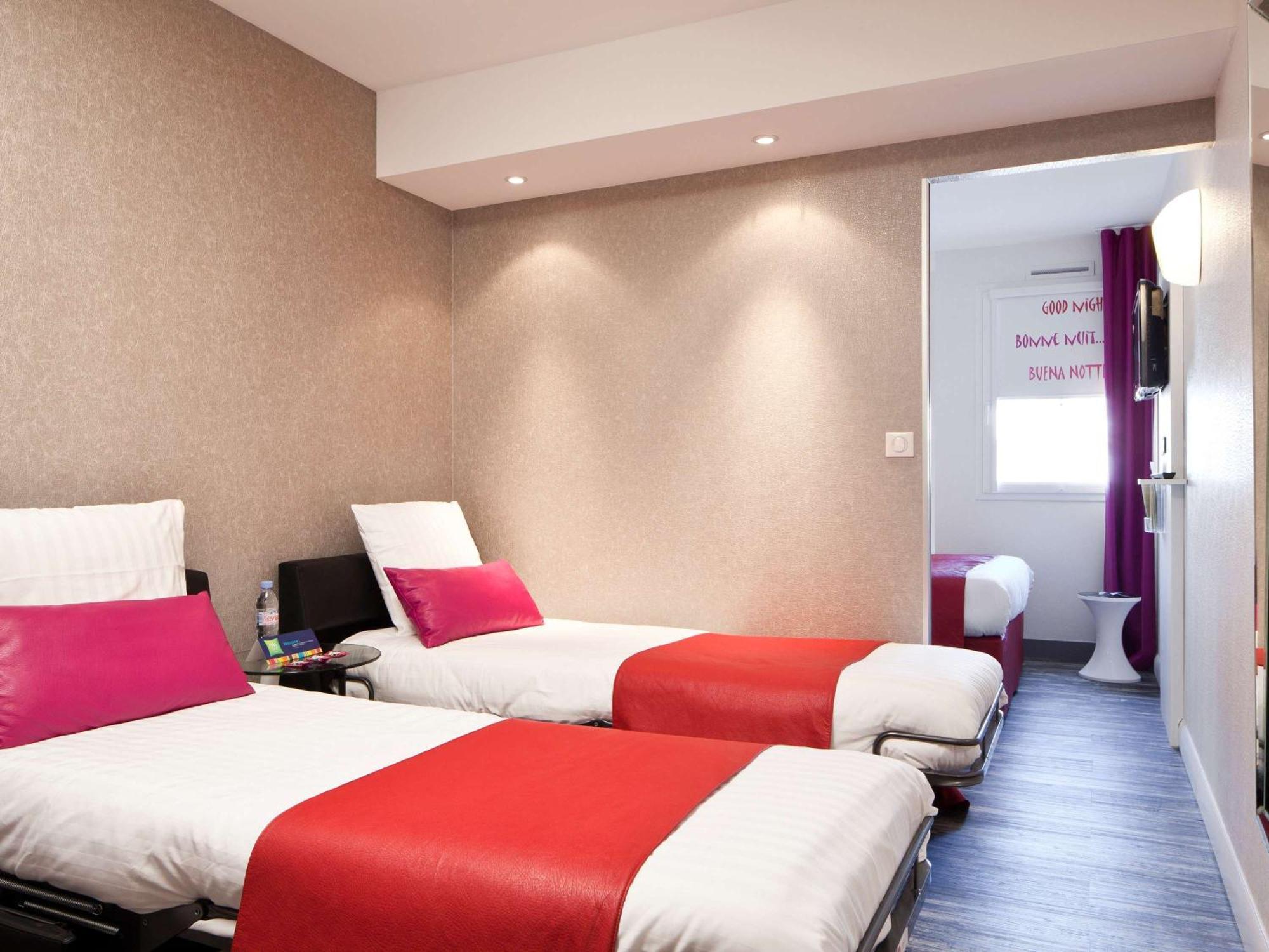 Готель Ibis Styles Blois Centre Gare Екстер'єр фото