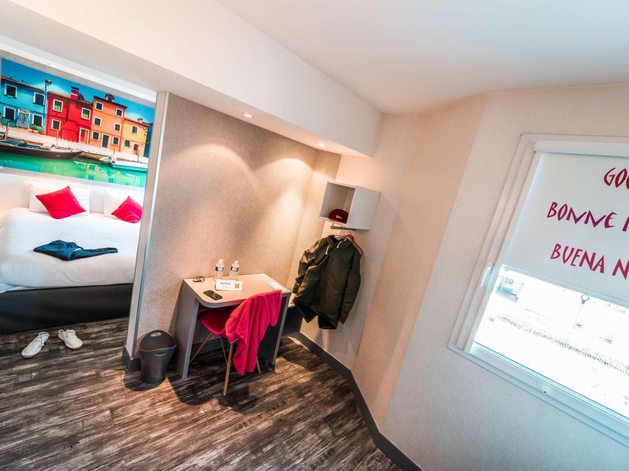 Готель Ibis Styles Blois Centre Gare Екстер'єр фото