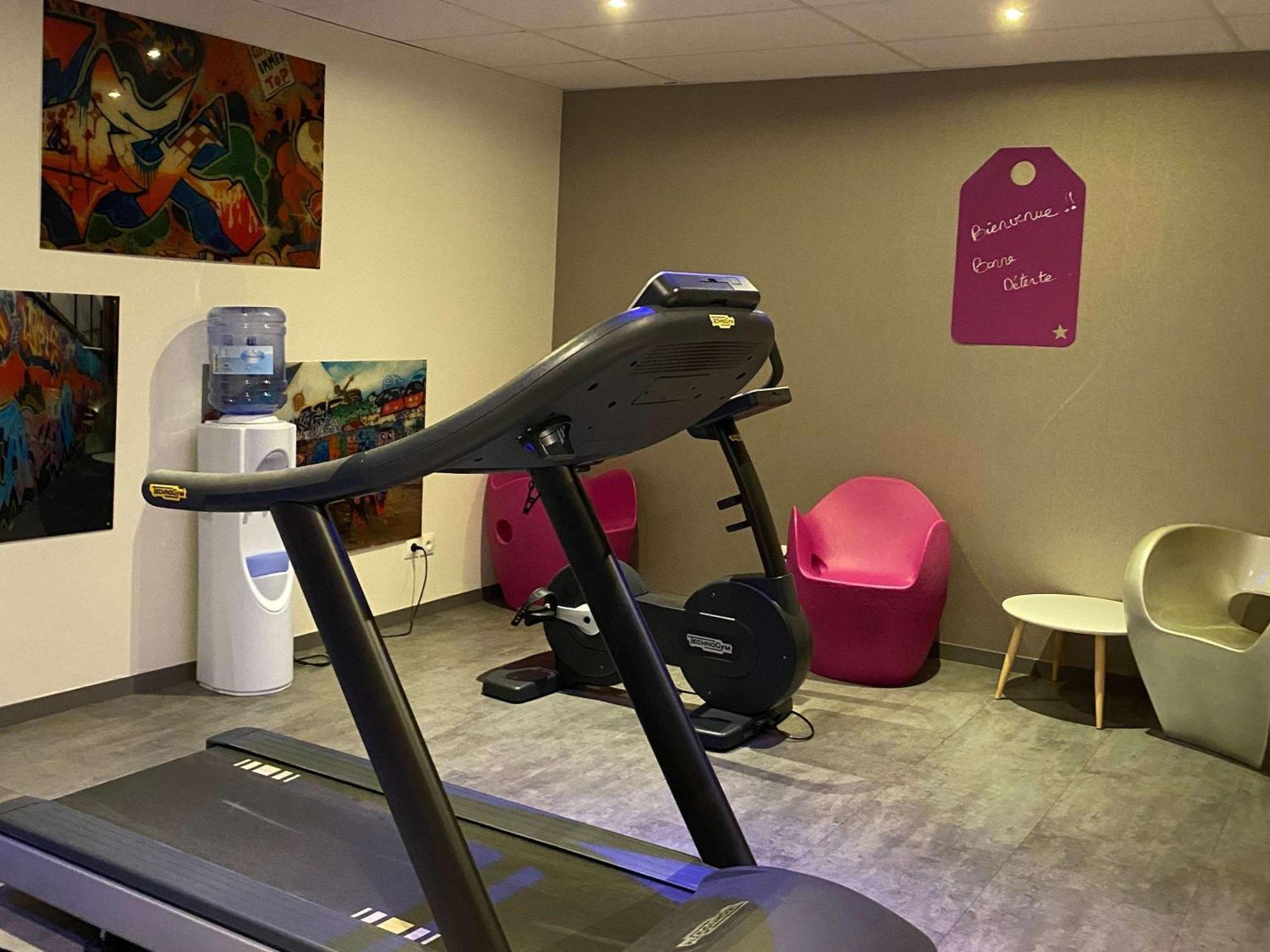 Готель Ibis Styles Blois Centre Gare Екстер'єр фото